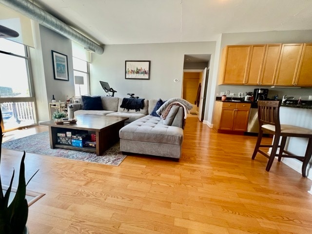 Building Photo - 1001 W Madison St