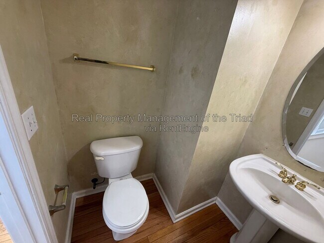 Building Photo - 5101 Ivystone Ln