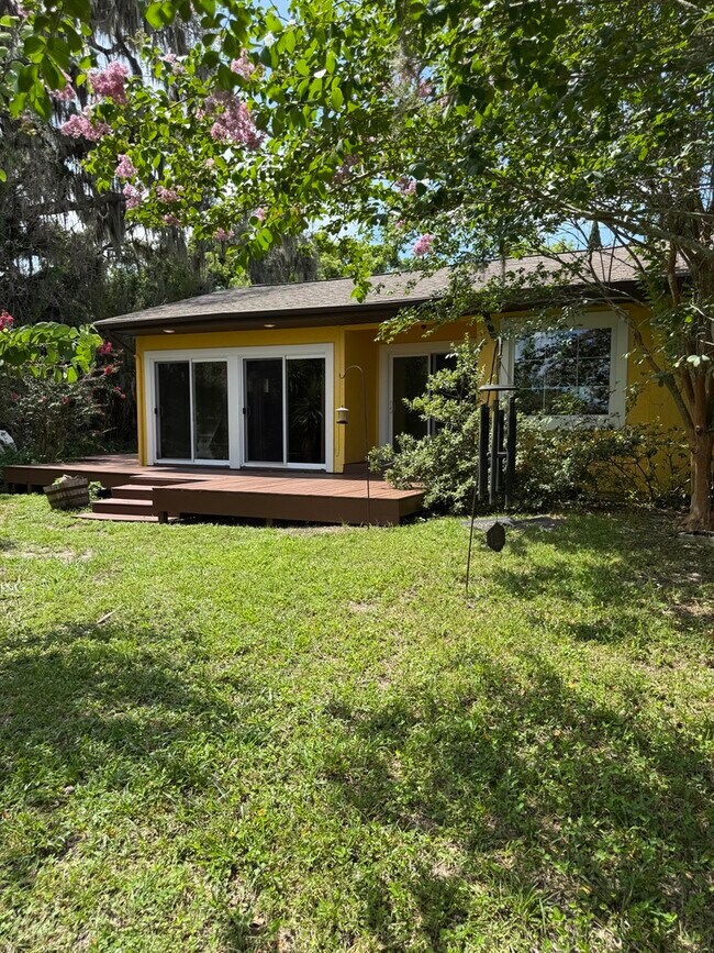 Building Photo - 430 Gehr Ln