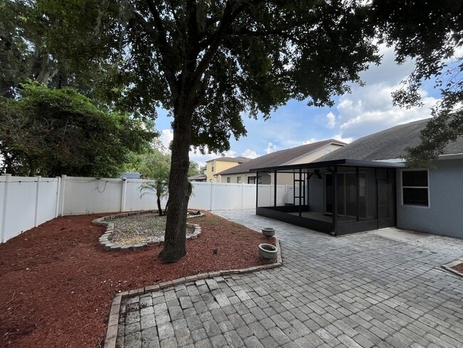 Building Photo - 2825 Whistlewood Dr
