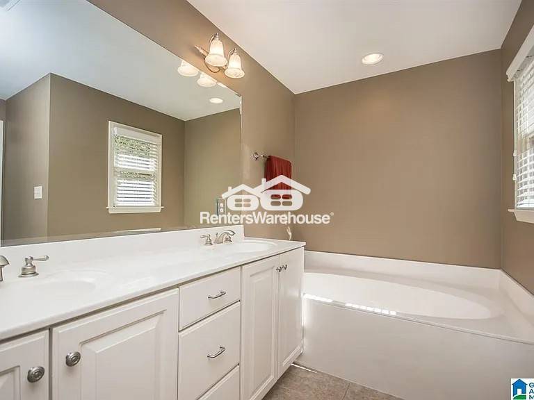 Building Photo - 3853 Kinross Pl