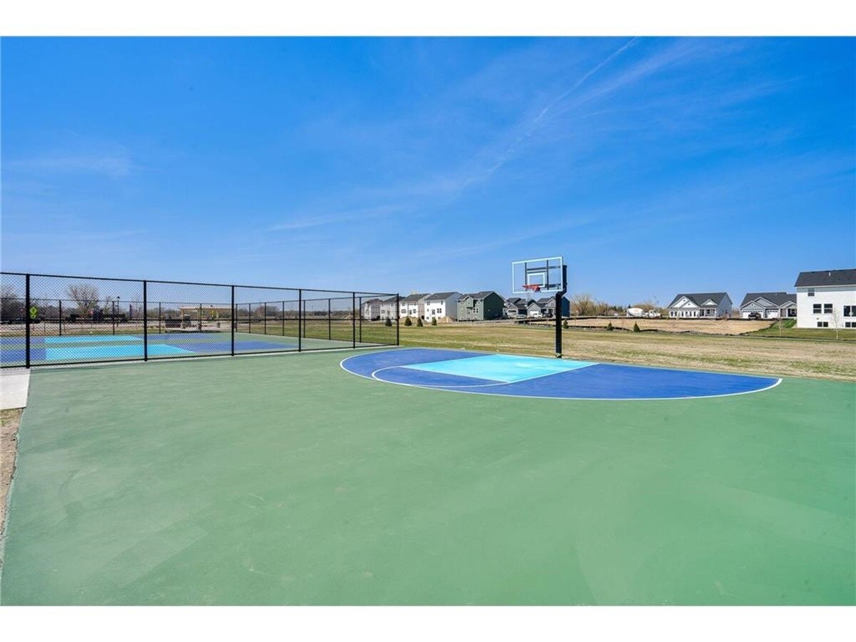 Building Photo - 2128 Ada Dr
