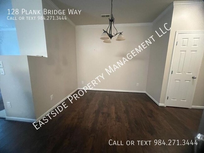 Building Photo - 128 Plank Bridge Way