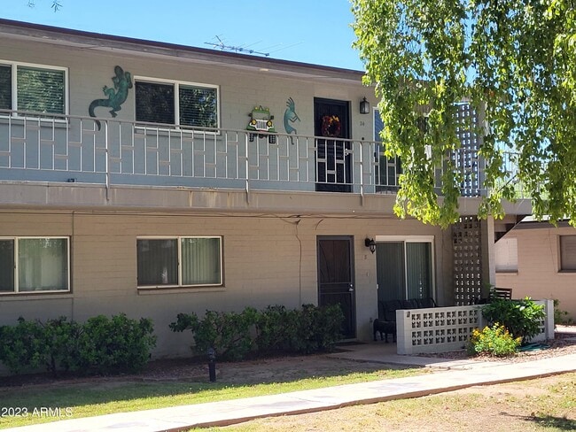 Primary Photo - 5550 N 12th St