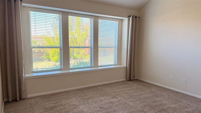 Building Photo - 6723 Barrington Crk Trce