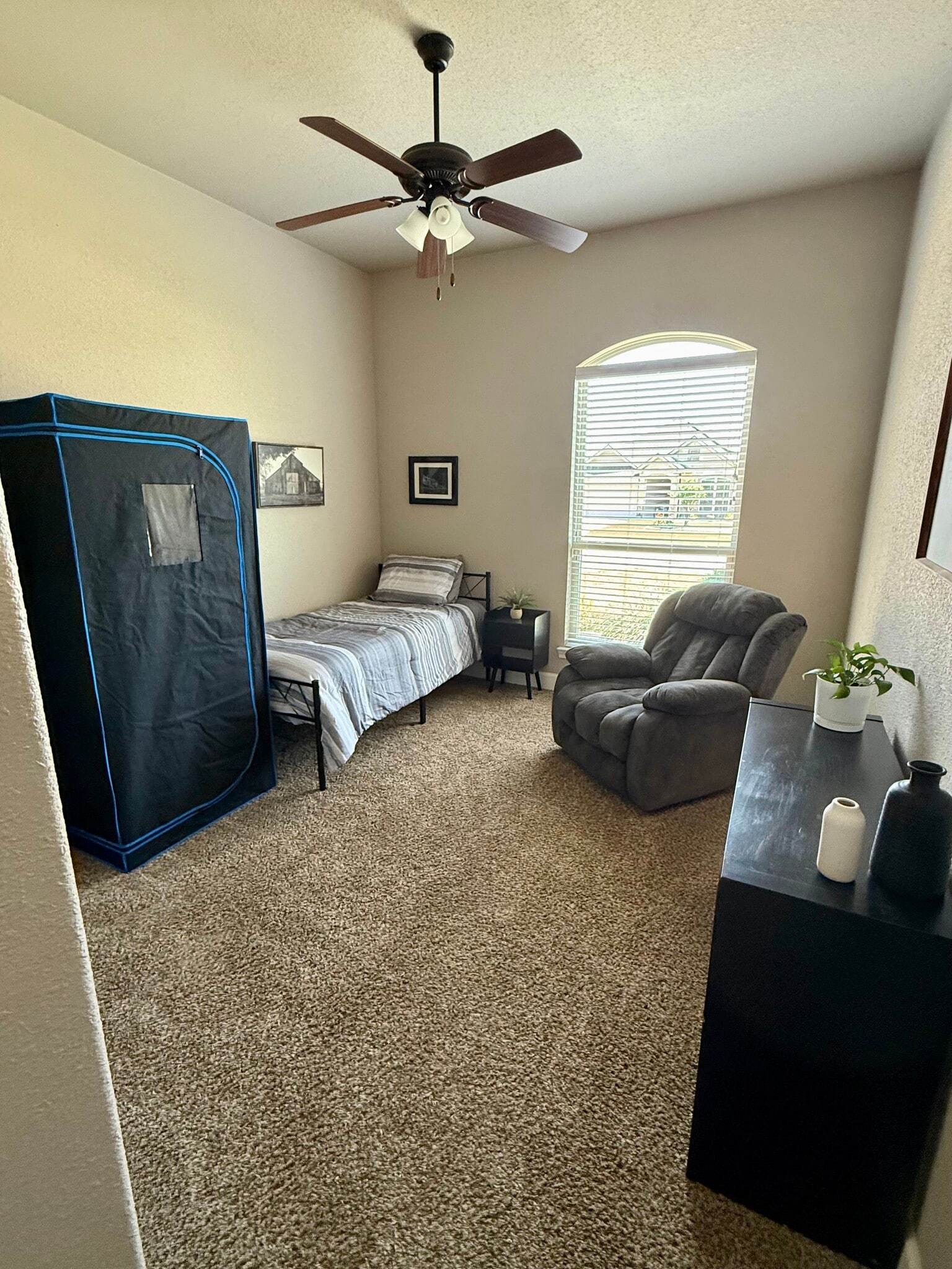 Bedroom 2 twin bed with dry sauna - 3006 Crystal Ann Dr