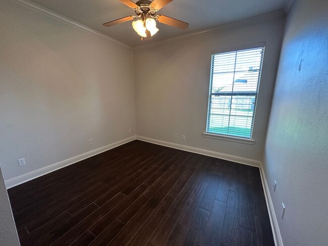 Building Photo - Gorgeous 3 Bedroom Home in North Bossier