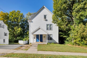 Building Photo - 245 Oakland St