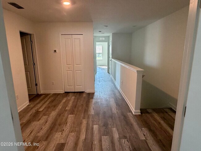 Building Photo - 413 Rosemont Dr