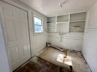 Building Photo - 509 S Aylesford St