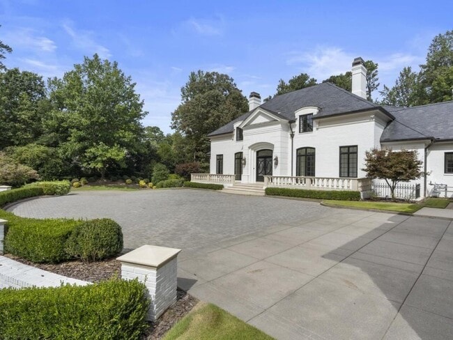 Building Photo - 997 Davis Dr NW