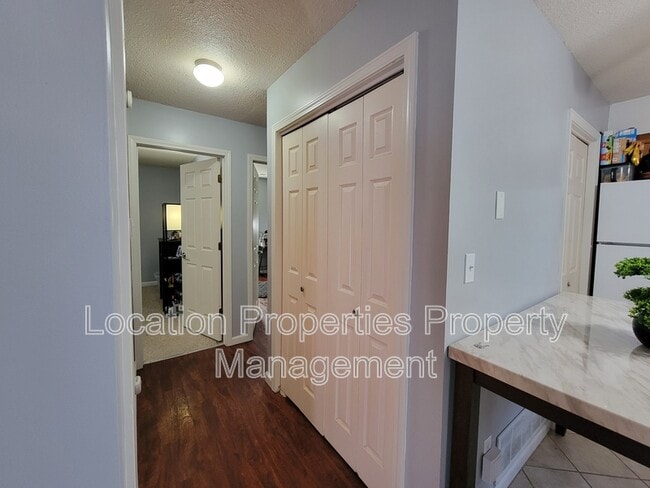 Building Photo - 1307 E 25th Terrace
