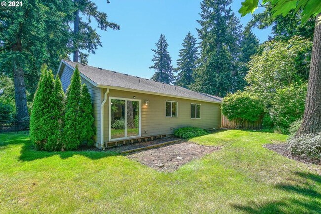 Building Photo - Desirable 3BD Ranch Home in Great Burton L...