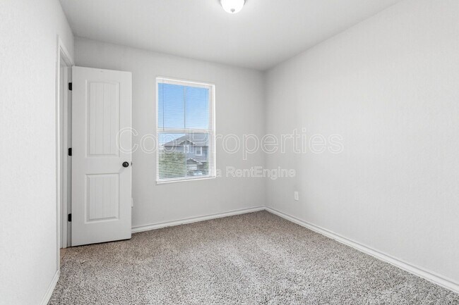 Building Photo - 7010 Donovan Wy