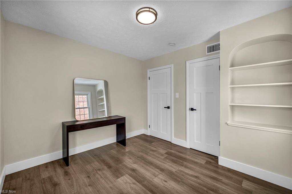 Building Photo - 3630 Raymont Blvd