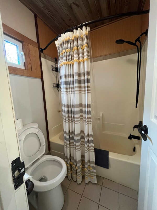 Building Photo - 12102 Carriage Ct SE