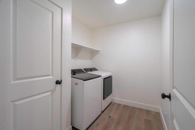Building Photo - 907 Bright Rdg Ln