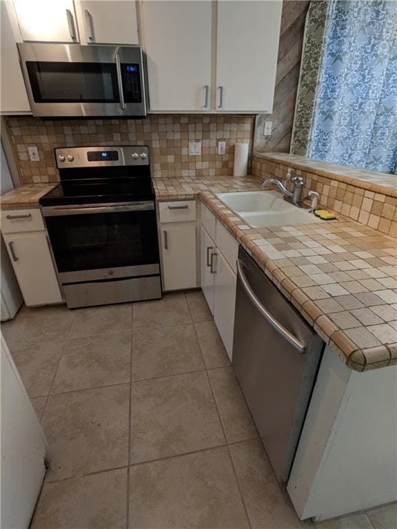 Building Photo - 7122 Wood Hollow Dr