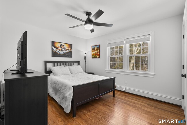 Building Photo - 153 Fillow St