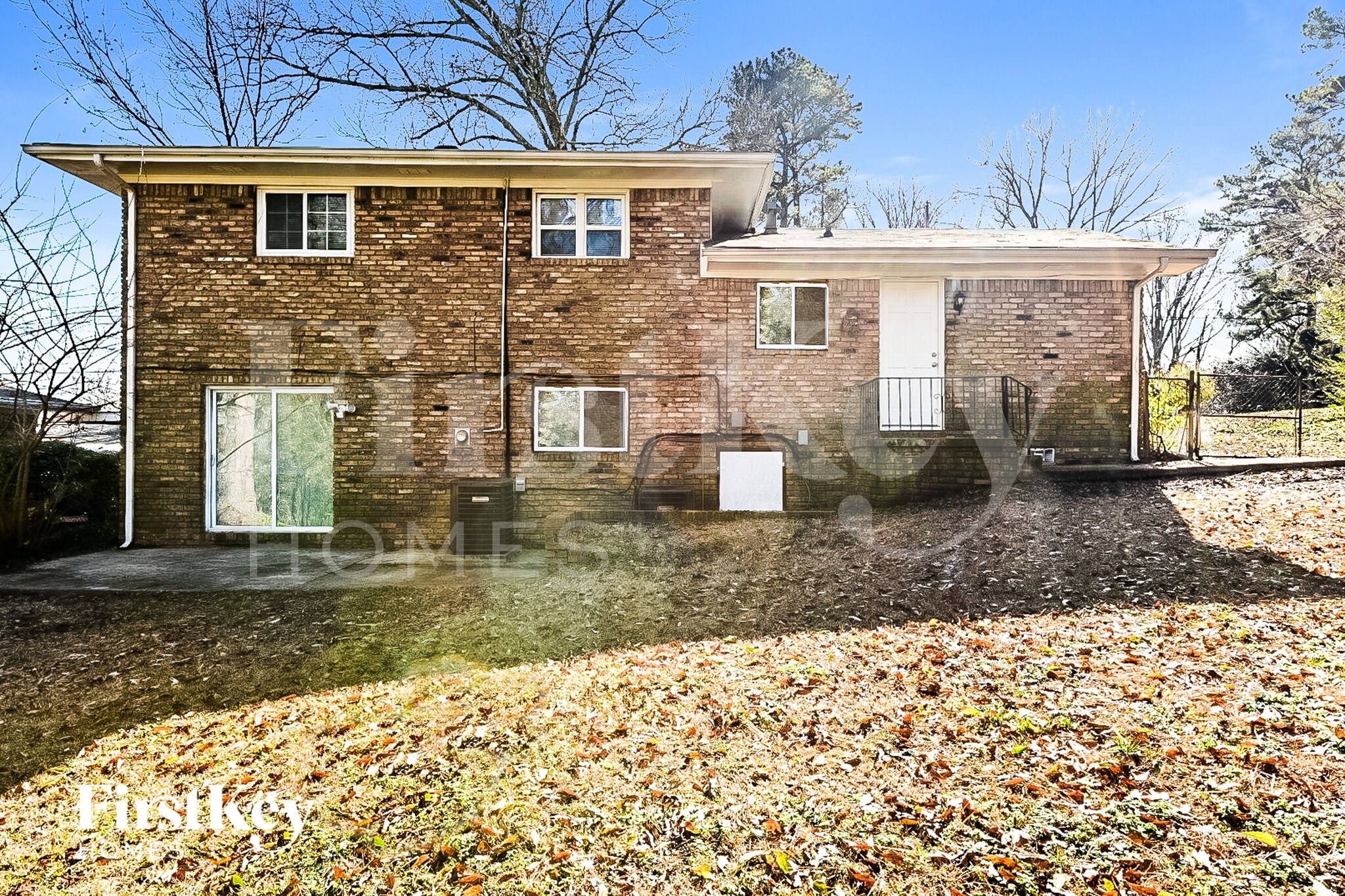 Building Photo - 2216 Clanton Terrace