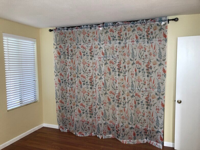 Building Photo - 2266 Denair Ave