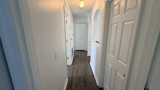 Building Photo - 5002 Strada Dr