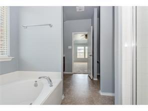 Building Photo - 5313 Beacon Ln