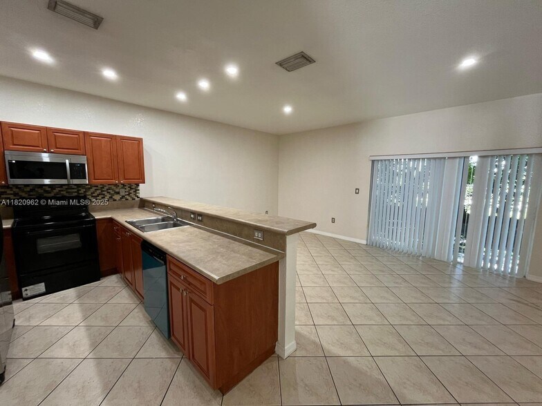 Building Photo - 14109 SW 49th St