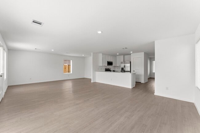 Building Photo - 6213 Alder Crk Dr