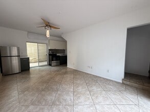 Building Photo - 748 1/2 N La Jolla Ave-748)