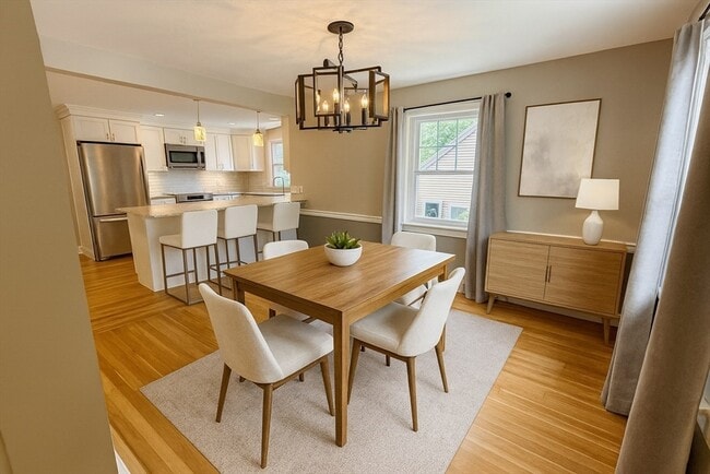 Building Photo - 100 Stimson St