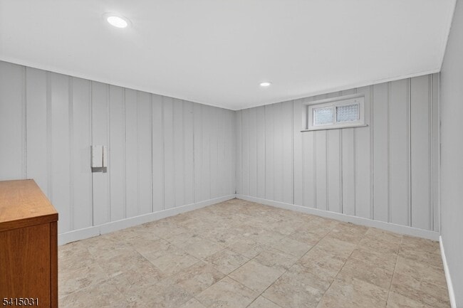 Building Photo - 2096 Lentz Ave