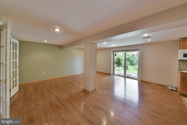 Building Photo - 3403 Honey Run Rd