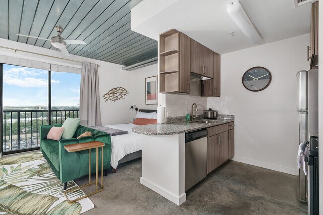 Building Photo - Midtown Studio for $1,120 – Walkable & Stylish