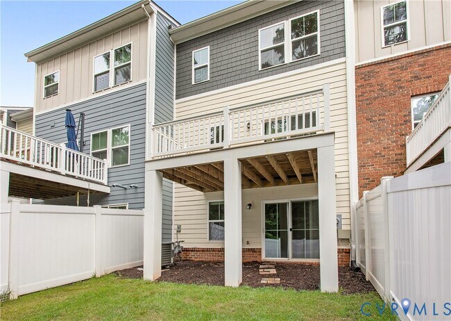 Building Photo - 341 Crofton Village Terrace