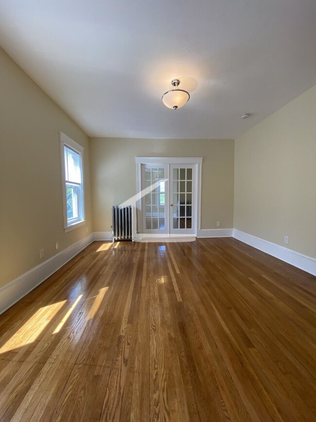 Building Photo - 313 Tappan St