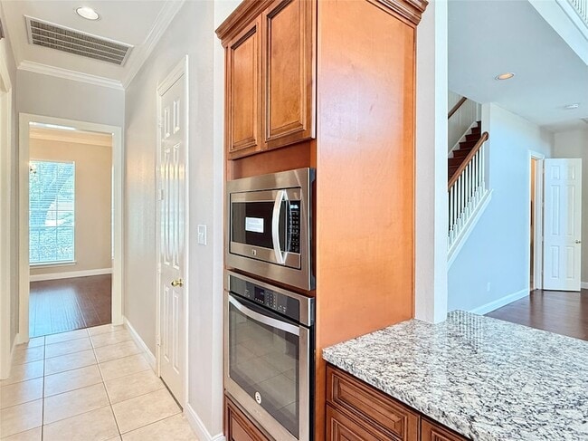 Building Photo - 4707 Gladesdale Park Ln