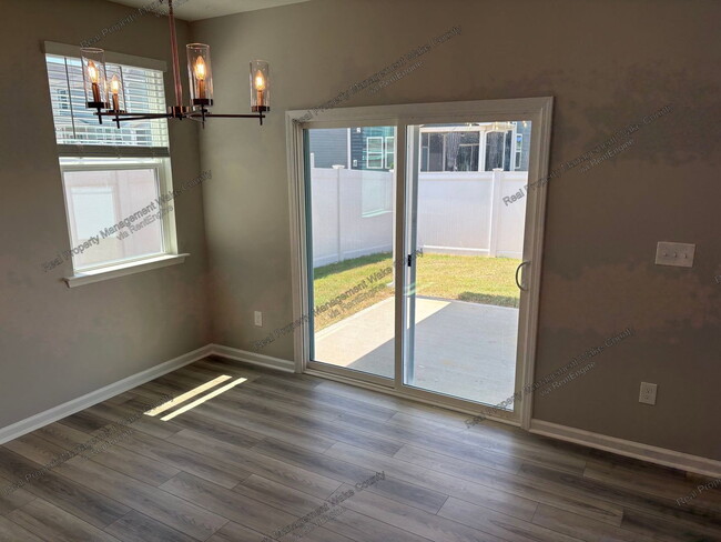 Building Photo - 2632 Pivot Rdg Dr