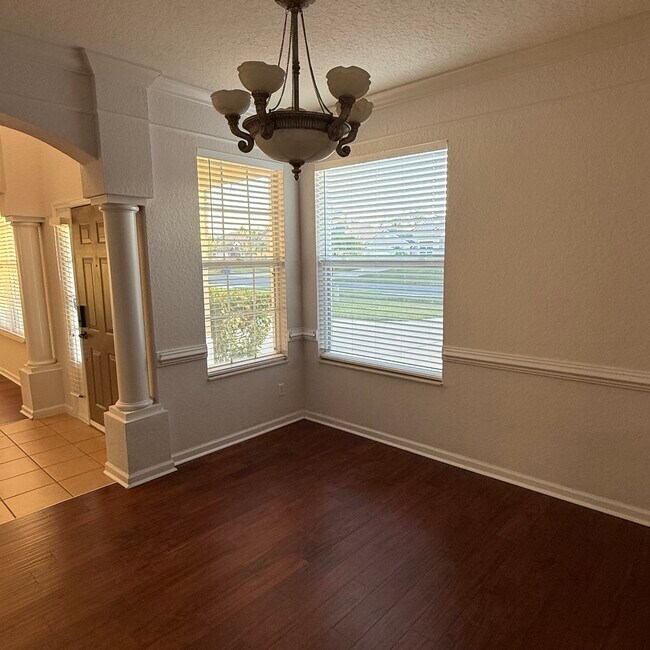 Building Photo - 2914 River Birch Dr