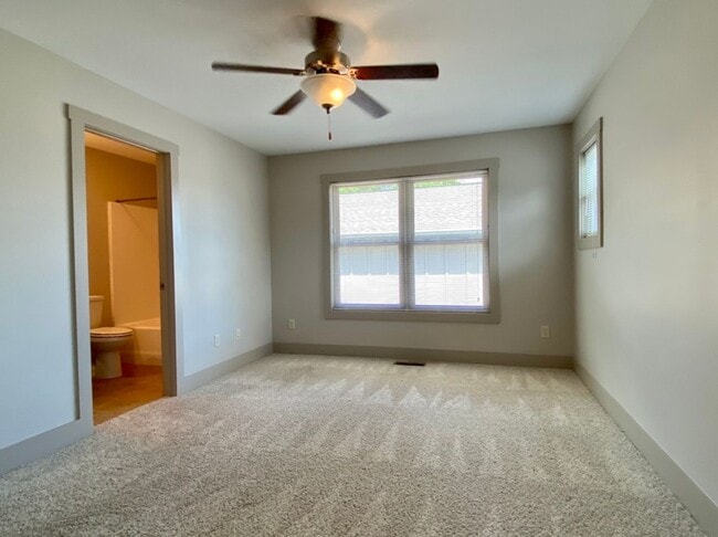 Building Photo - Beautiful Newer Construction in WAVL