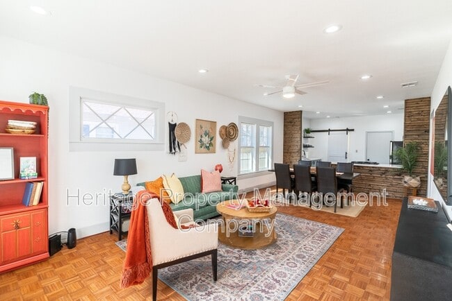 Building Photo - 475 E French Pl