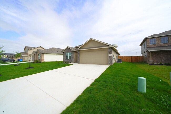 Building Photo - Newly Built Home in Red River Ranch Neighborhood of Cibolo, TX Realtor Commission: $500