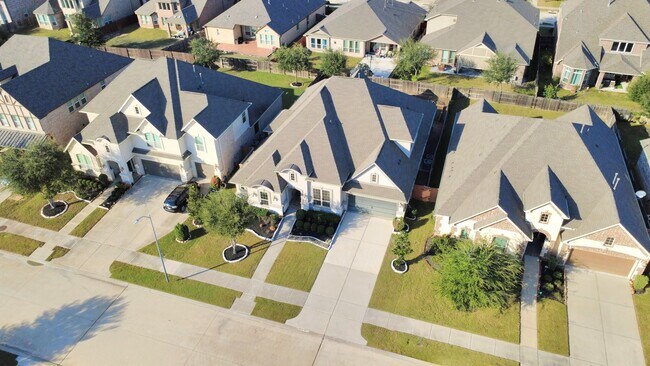 Building Photo - 16906 Dalgety Ct