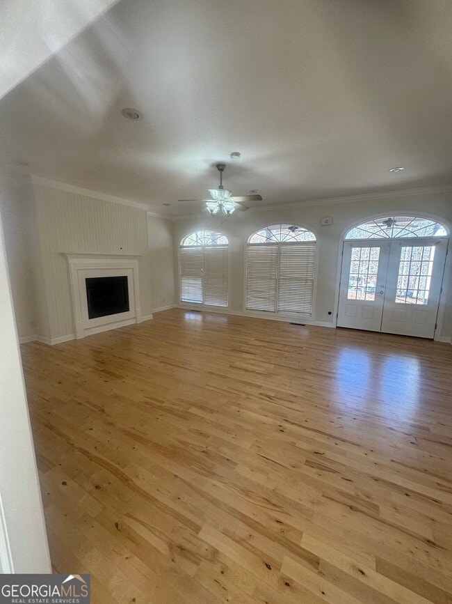 Building Photo - 735 Bearslide Hollow