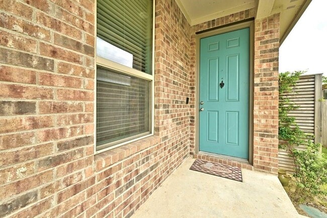 Building Photo - 11820 Sandy Lodge Ct