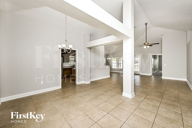 Building Photo - 10921 Standing Stone Dr