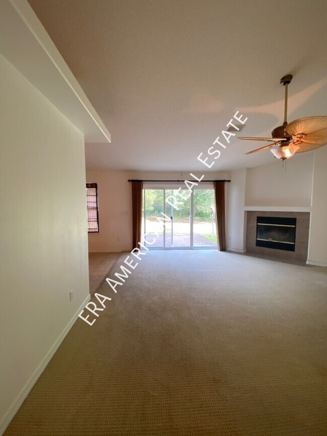 Building Photo - 1922 Everglades Dr