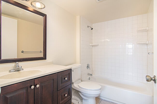 Building Photo - 3987 Camino Lindo