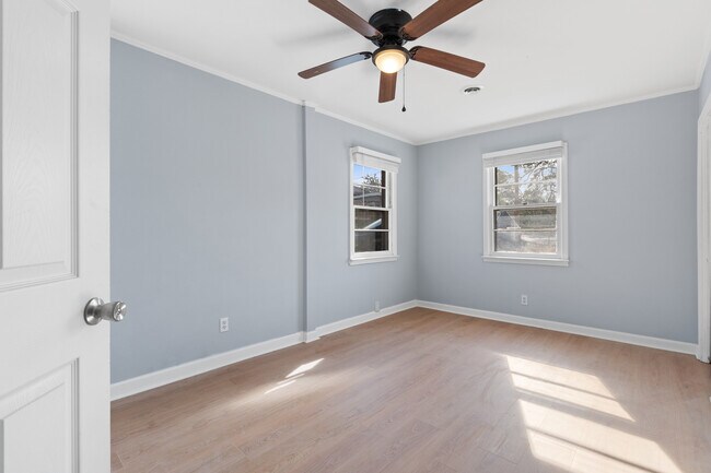 Building Photo - 409 Wilkes Rd