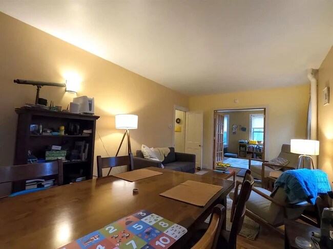 Building Photo - 201 Linn St